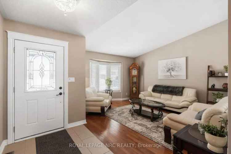 Port Dalhousie 3-Bedroom Home Near Lake Updated Bathrooms Double Garage