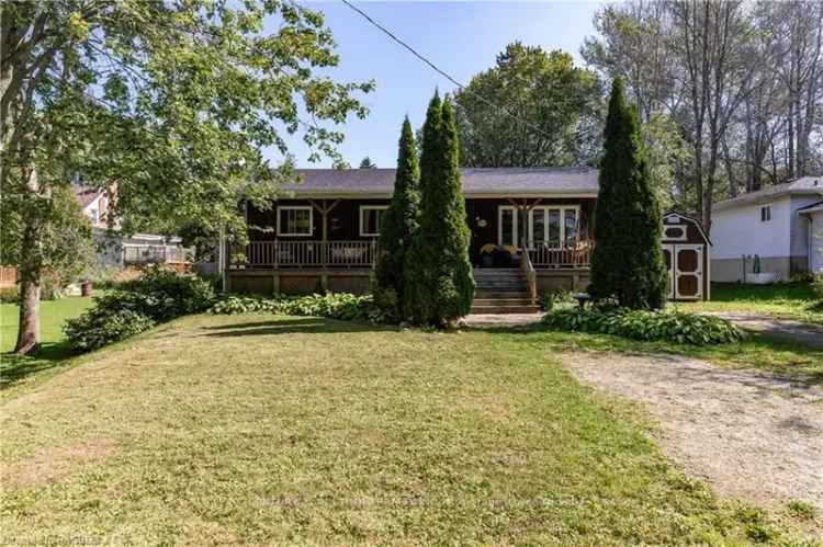 House For Sale in Wiarton, Ontario