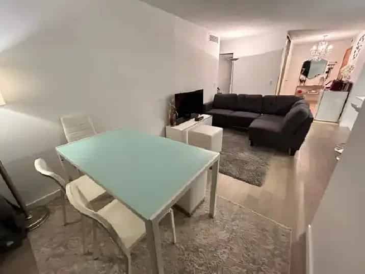 Renovated 3-Bedroom Condo Near REM Station