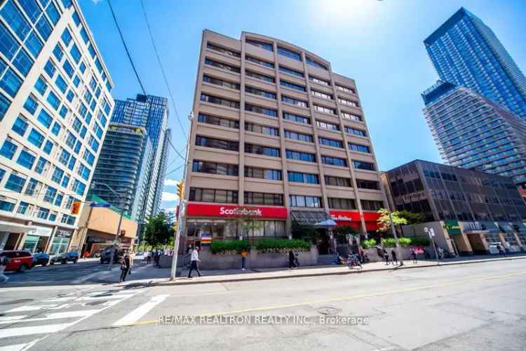 House For Sale in 555, Yonge Street, Toronto, Ontario