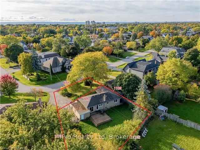 11000 Sq Ft Lot Rl3 Zoning Custom Home SW Oakville