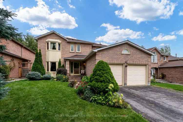 House For Sale in 88, Timpson Drive, Aurora, Ontario