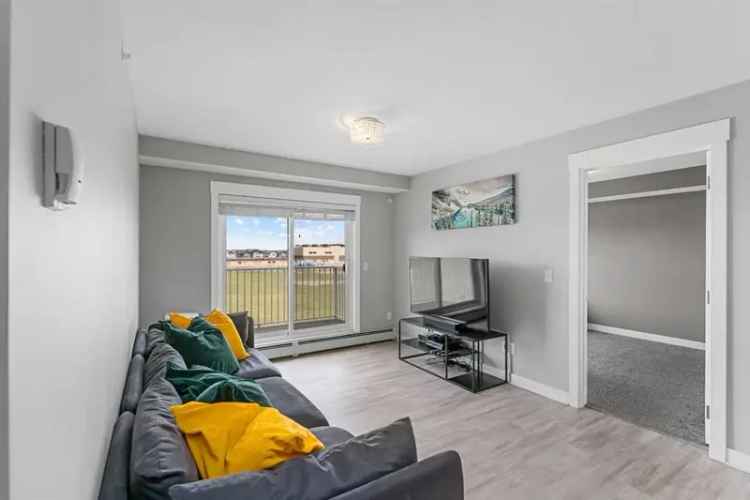 House For Sale , 90 Avenue SE, Calgary, Alberta