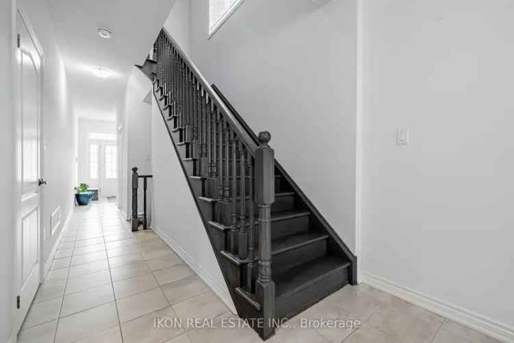 3 Bedroom 3 Bath Semi-Detached House in Mt Albert Village