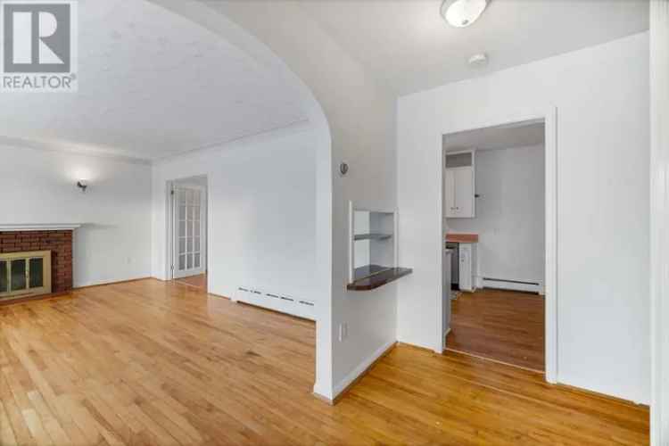 Buy Rancher with 3 Bedrooms and 2 Bathrooms in Parkdale