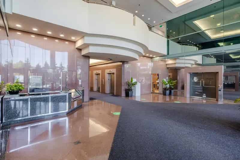 100 Sheppard Avenue Office Building for Lease