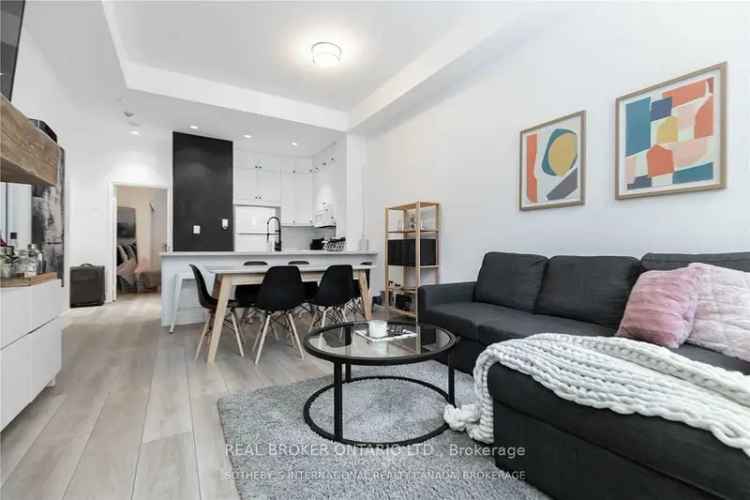 Spacious 2 Bed 1 Bath Wellesley Apartment - Fully Renovated