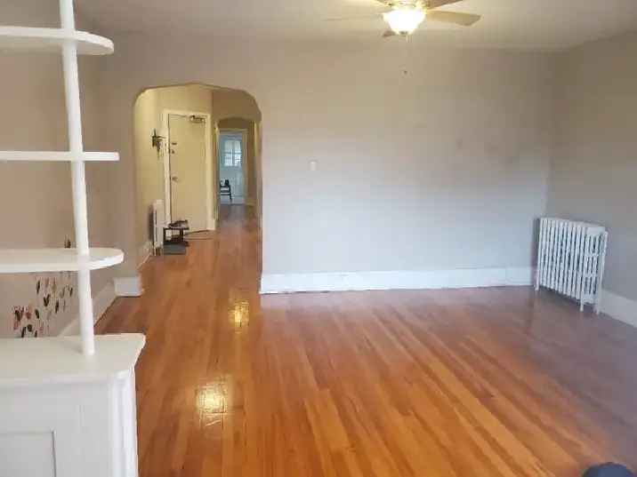 Large 2 Bedroom in Beechwood Village Available January 1st