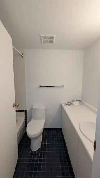 Tunney's Pasture, 1 bedroom apt, $1600