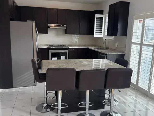 House For Rent in Oshawa, Ontario