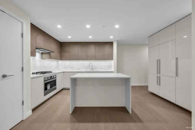 Condo For Sale in Burnaby, British Columbia