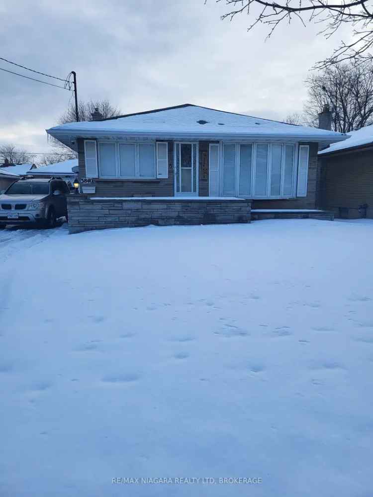 All Brick Bungalow Niagara Falls North End Detached Garage