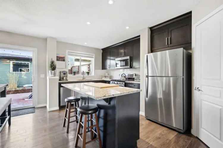 House For Sale in Calgary, Alberta