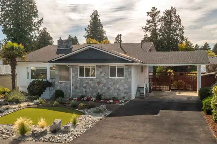 A $1,699,000.00 House/Single Family with 4 bedrooms in English Bluff, Tsawwassen