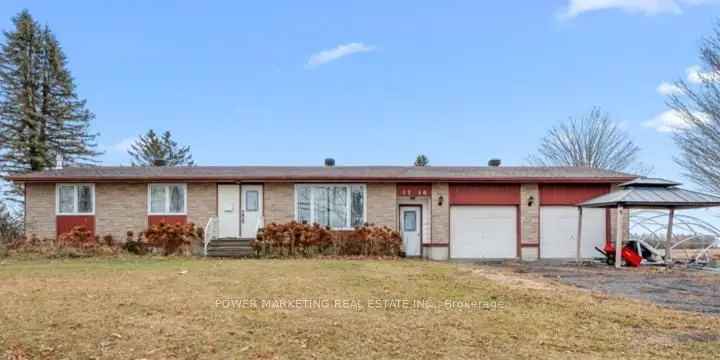 House For Sale in Alfred and Plantagenet, Ontario