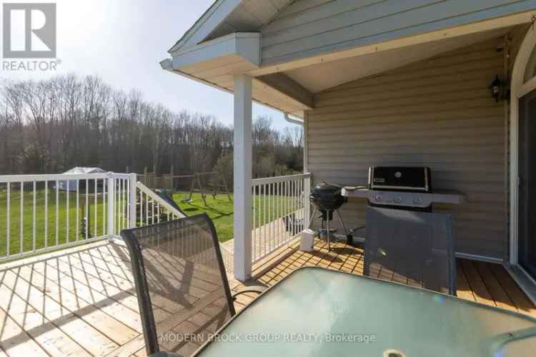 5 Bed 3 Bath Home with Hot Tub and Recent Updates