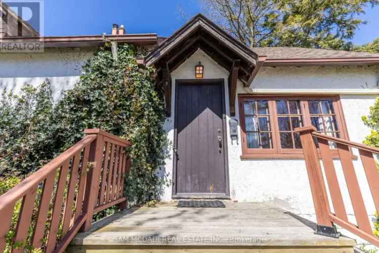 Lake Ontario View Home in Cranberry Cove 3 Bed 3 Bath