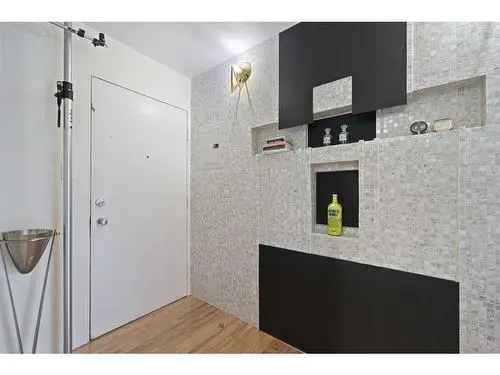 Condo For Sale In Mission, Calgary, Alberta