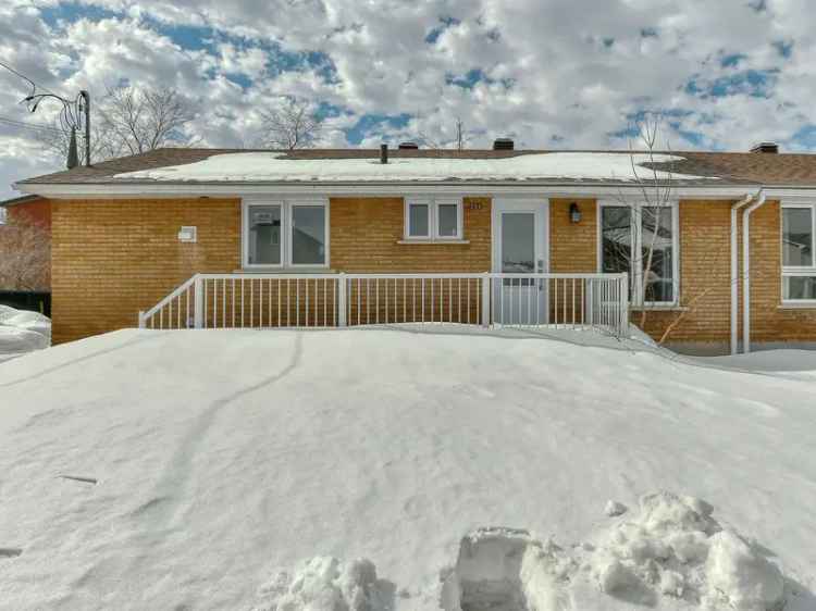 Bungalow for rent, 255, Boul. René-A.-Robert, Sainte-Thérèse - Proprio Direct