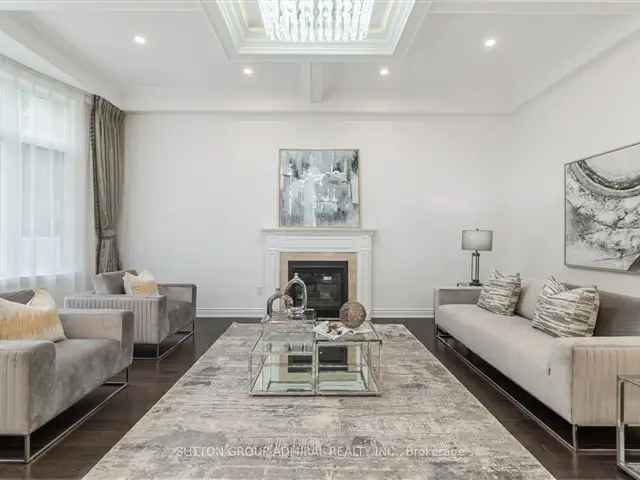 Luxurious 4 1 Bedroom Home in Upper Thornhill Estates