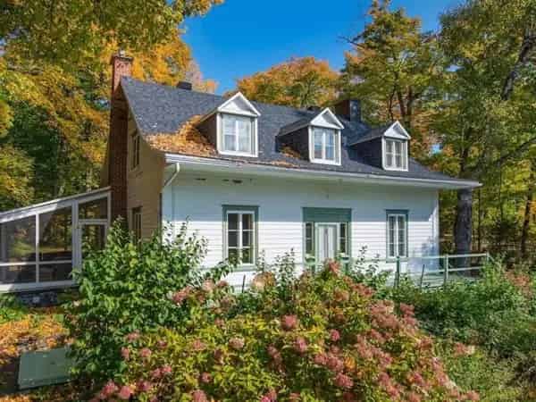 Charming Ancestral Home 5 Bedrooms Quebec North Shore