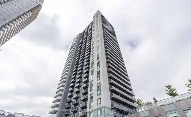 Penthouse Condo with City Views Mississauga