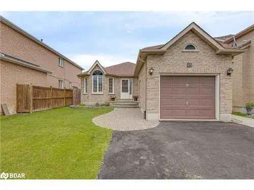 House For Sale In Barrie, Ontario