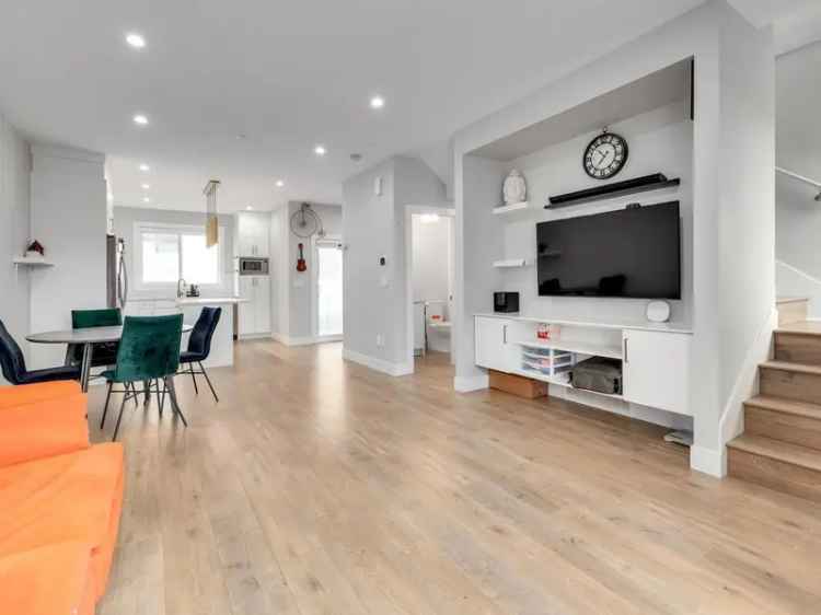 Horizon Townhouse 3 Bed 3 Bath Den South Surrey White Rock