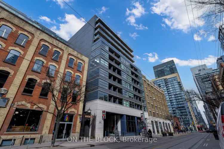 Condo For Sale in 478, King Street West, Toronto, Ontario