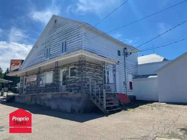 Commercial building/Office for sale (Charlevoix) #QS618