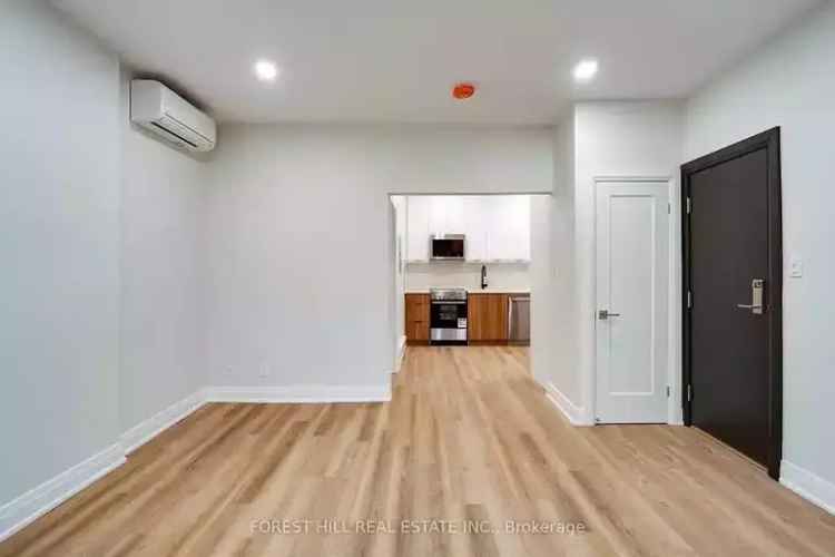 Apartment For Rent in 1, Greensides Avenue, Toronto, Ontario