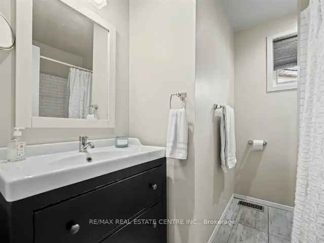 House For Sale in Guelph, Ontario