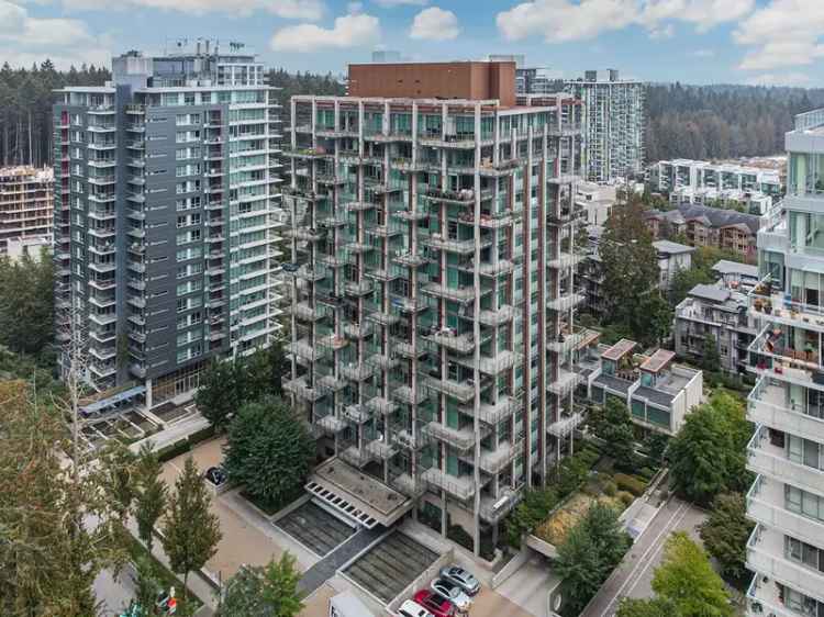 University VW Condo for Sale 3 Parking Spots Huge Balcony