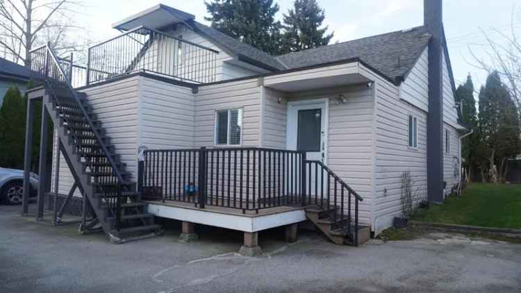 4 Bedroom House West Newton Surrey Family Home Near Schools Highway