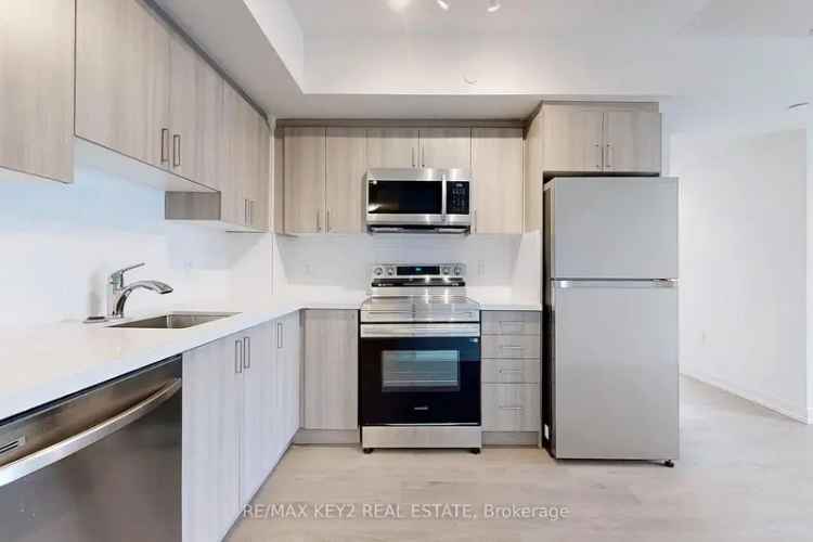 Modern 2-Bedroom Condo Near Yorkdale Mall and Glencairn Station