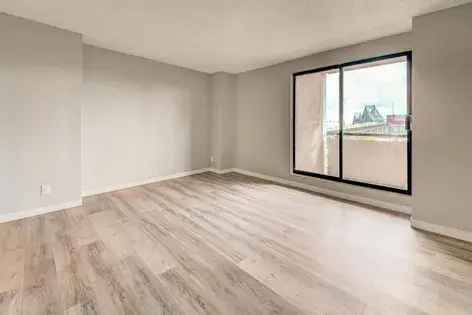 1 room apartment of 53 m² in Montreal