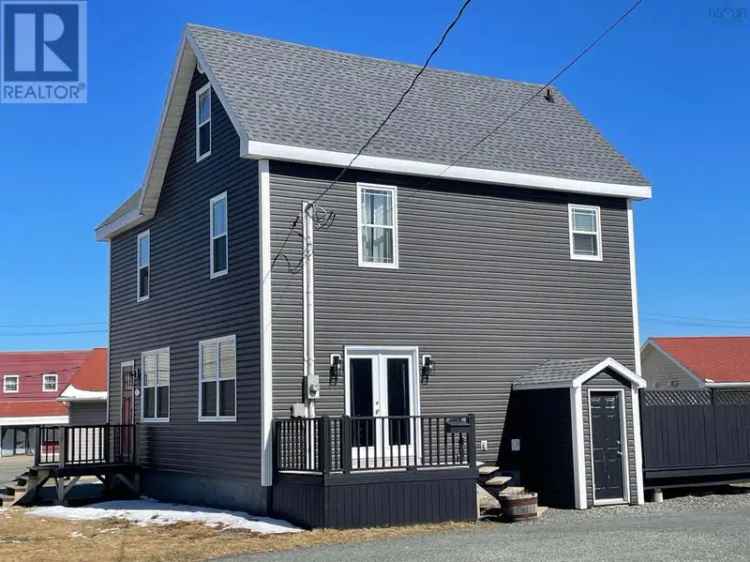 Charming 25 Story Family Home with Detached Garage