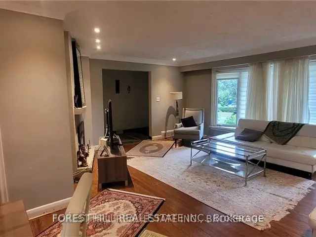 House For Sale in Vaughan, Ontario