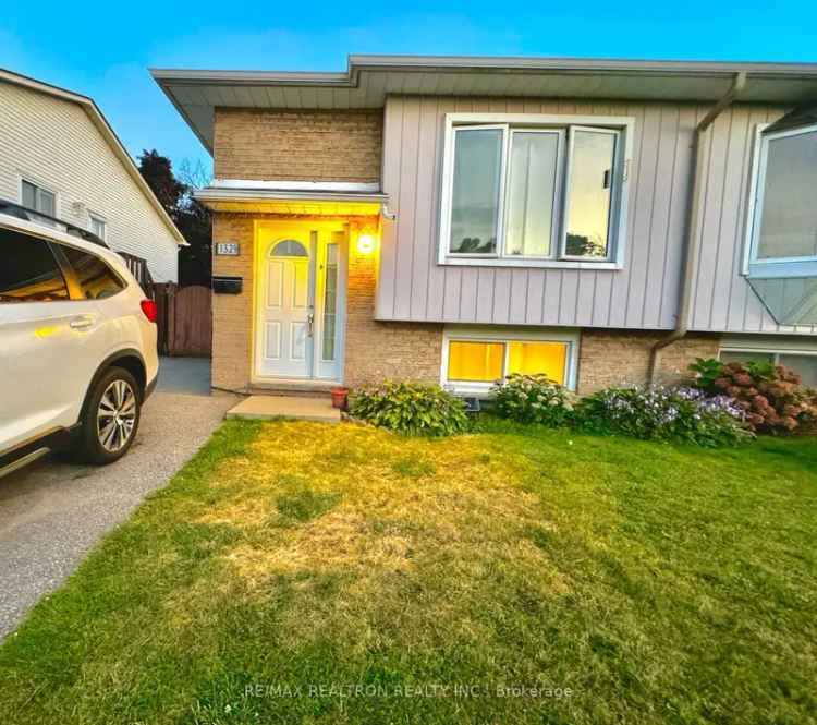 House For Sale in Oshawa, Ontario