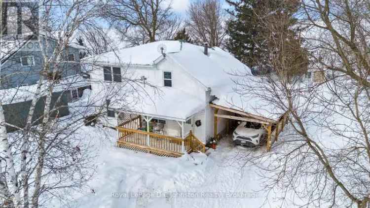 Allenford 3-Bedroom Home Updated Country Charm Near Sauble River