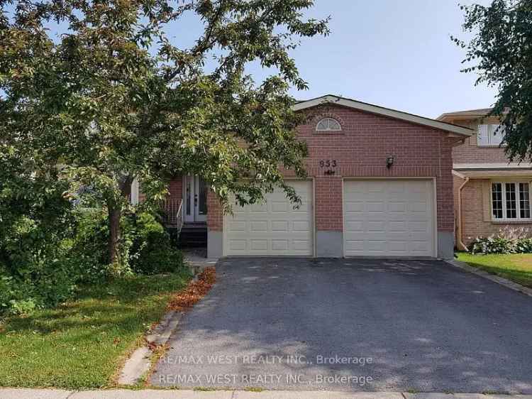 House For Sale in Kingston, Ontario