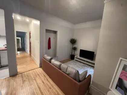 1 room room of 62 m² in Montreal