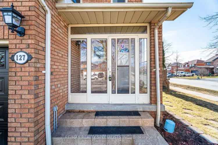 Move In Ready End Unit Link Home in Brampton