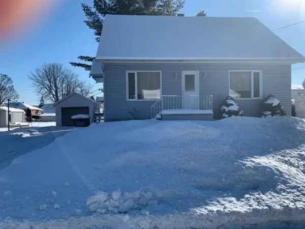 Two Storey House for Sale Quebec North Shore