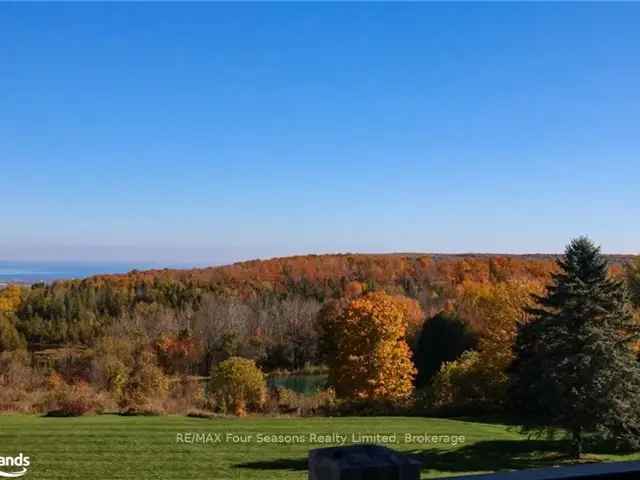 Seasonal Hilltop Retreat Georgian Bay Collingwood Ski Getaway