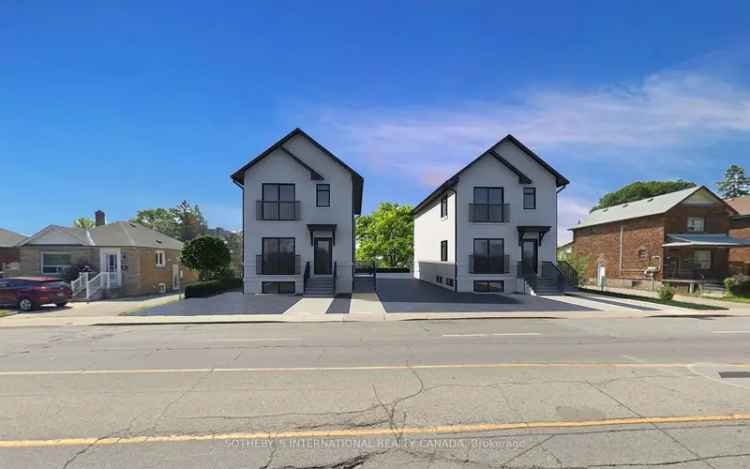 House For Sale in 1925, Lawrence Avenue West, Toronto, Ontario