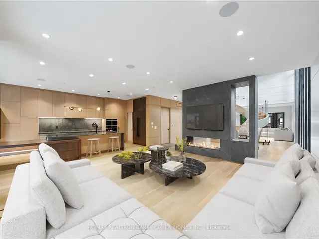 House For Sale in Toronto, Ontario