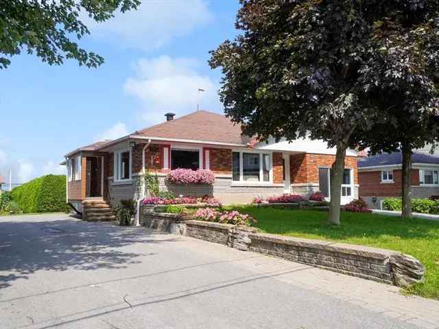 Bungalow for Sale in Saint-Sulpice