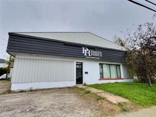 Commercial Warehouse For Sale Laurentides 7617 sq ft