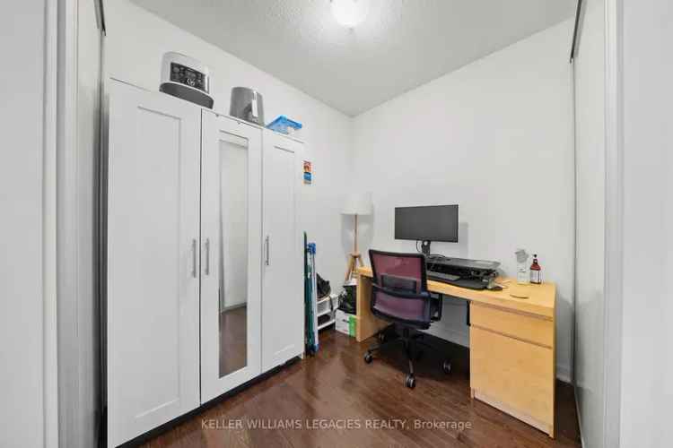 Buy 2 Bedroom Unit in Financial District with Modern Features